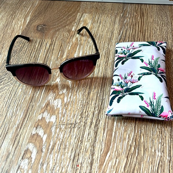 Ted Baker 2 toned wayfarers 100% authentic - Picture 4 of 8